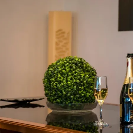 Akrata's Elegant Luxury Apartment *