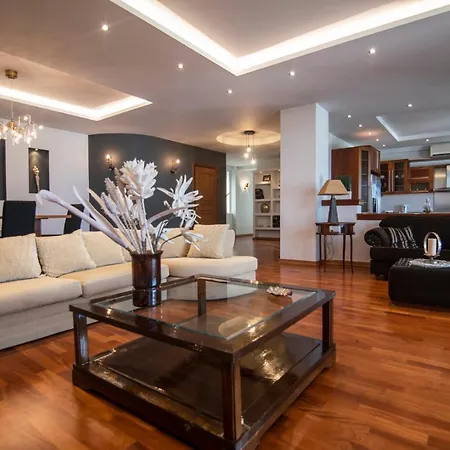 Apartment Akrata's Elegant Luxury