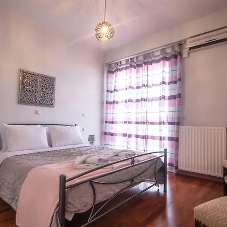 Akrata's Elegant Luxury *