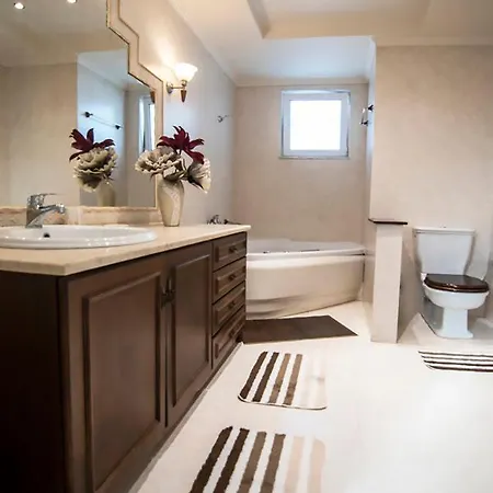 Akrata's Elegant Luxury Appartement Akráta