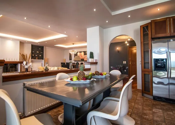 Apartament Akrata's Elegant Luxury *