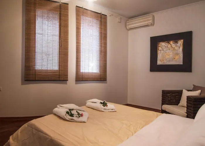 Akrata's Elegant Luxury Акрата