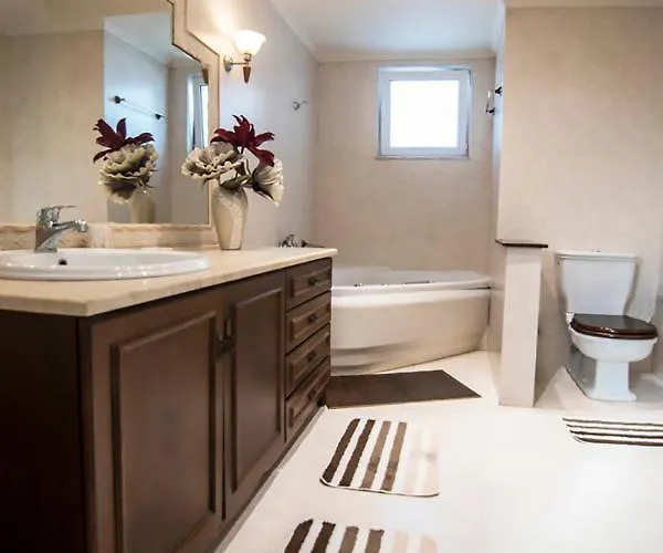 Akrata's Elegant Luxury Apartamento Akrata